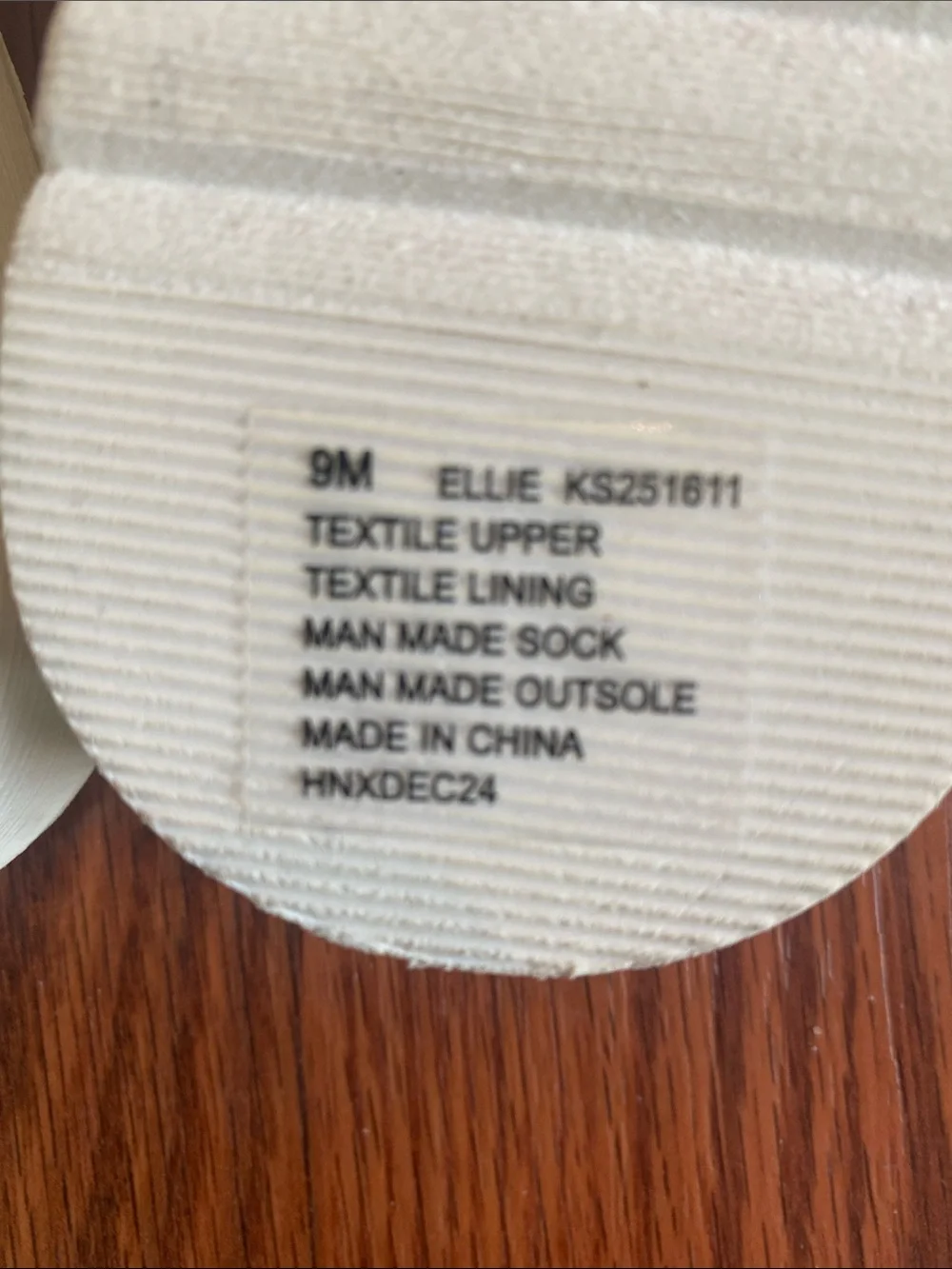Kensie cream wedge.